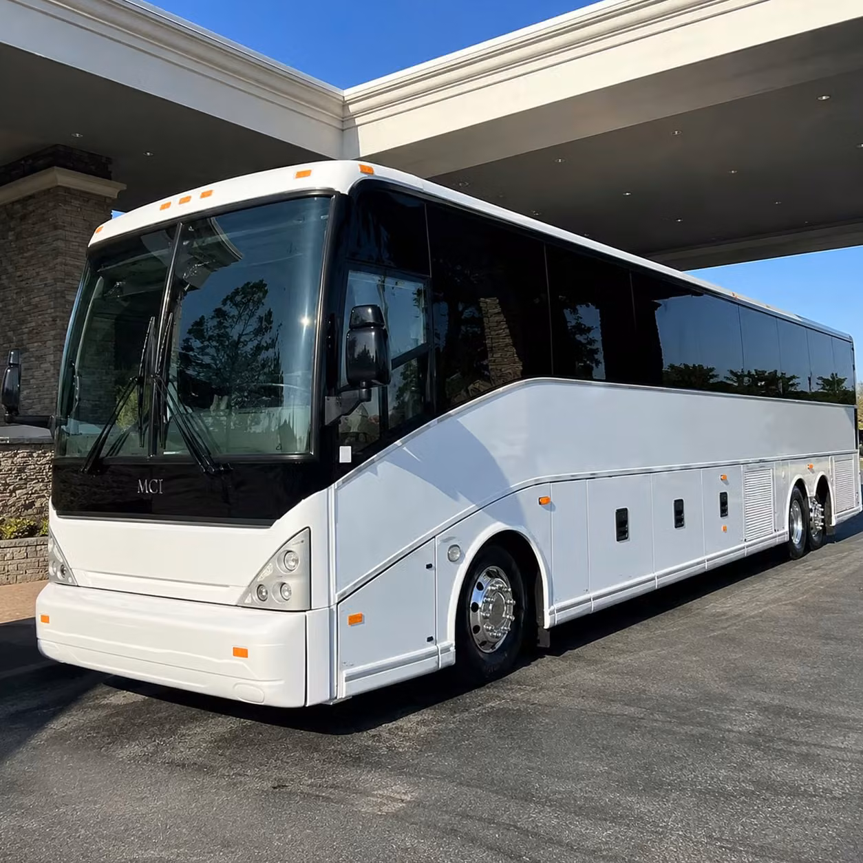 carlsbad groups flying out of mcclellan palomar airport here s what you need to know