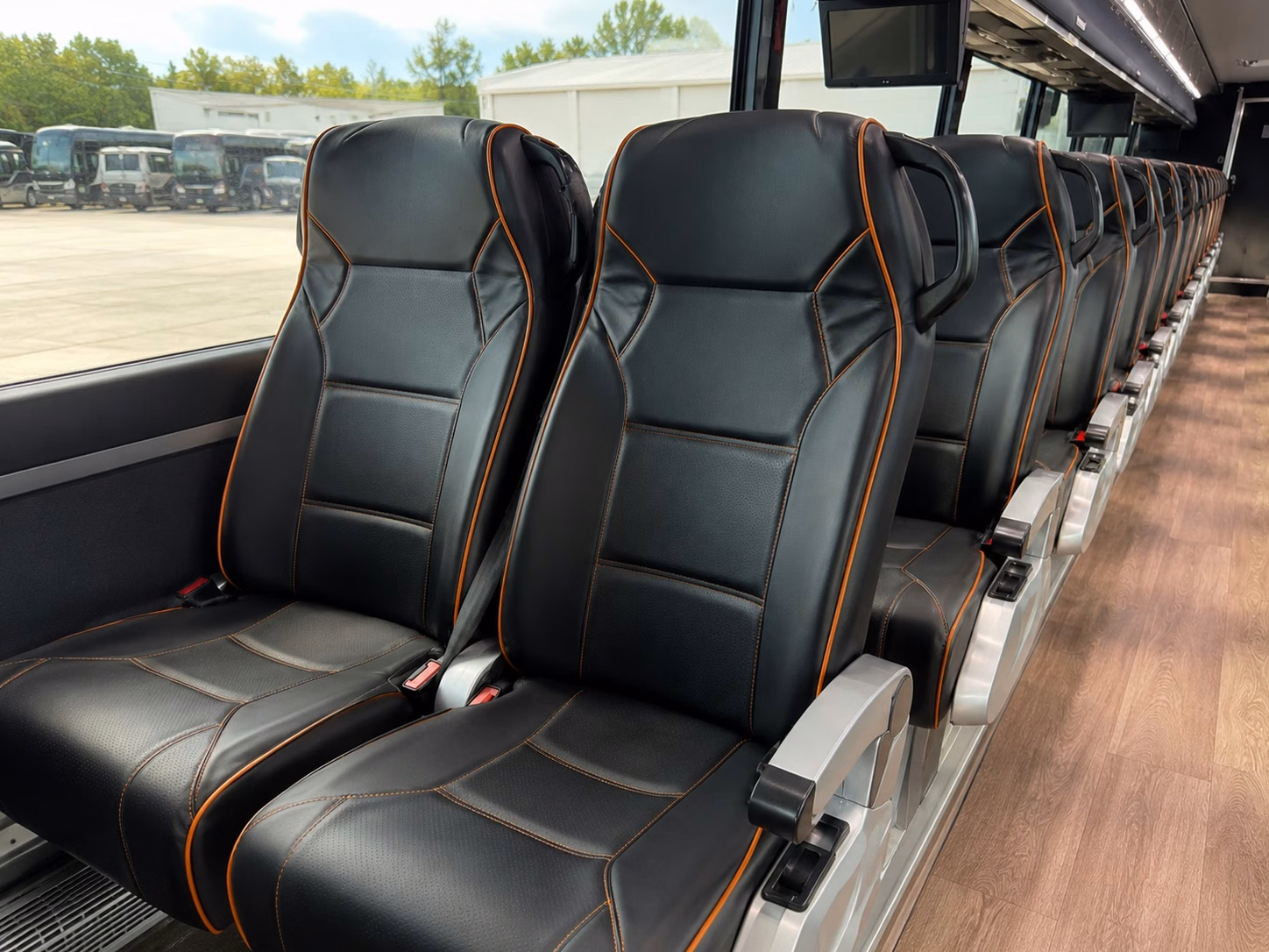 charter bus rentals for carlsbad golf tournaments and endurance events