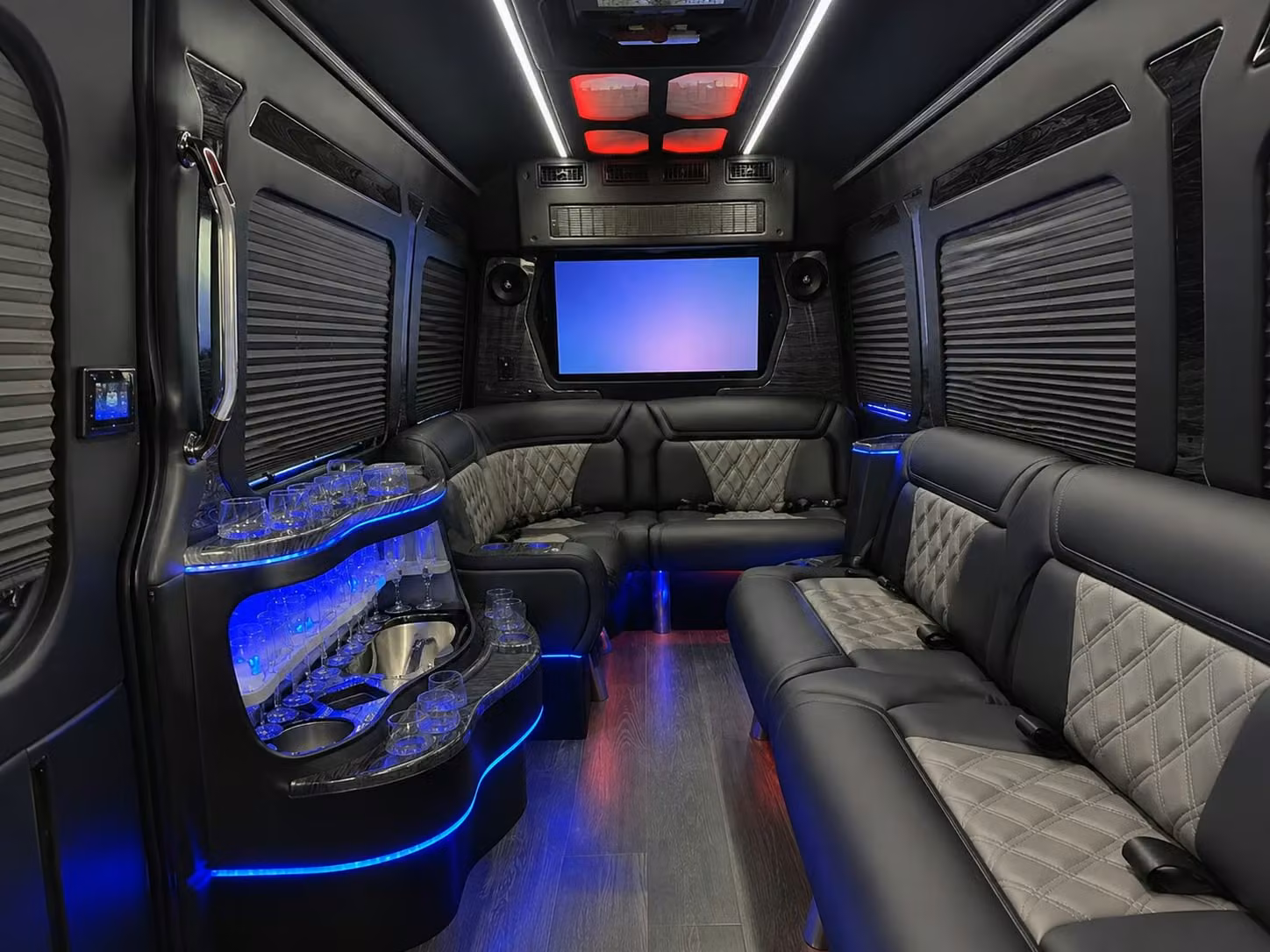 charterbusrentalcarlsbadca com lets you book carlsbad legoland shuttles and theme park transportation with ease